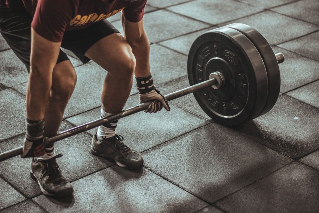 A man lifting weight