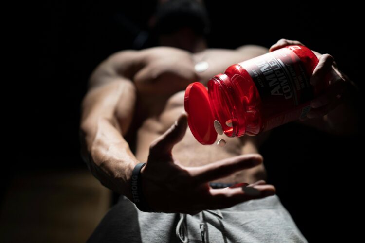 The Best Amino Acids for Strength, Metabolism, and Stamina
